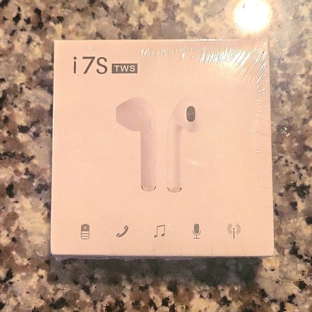 I 7 S TWS